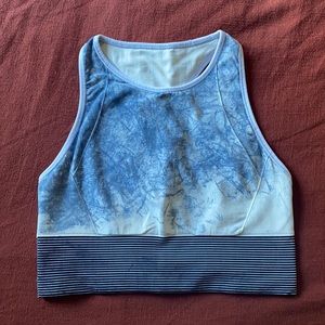 Lululemon high-neck sports bra